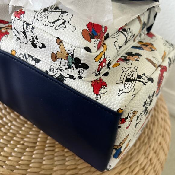 Mickey Mouse Through the Years Handbag New With Tag Authentic WDW Parks - Picture 12 of 16